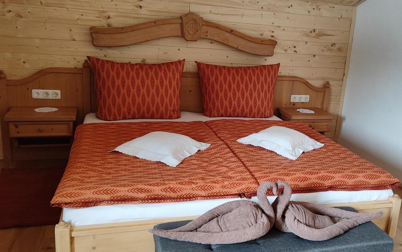 Ferienhaus Lechtaler Alpen Bach  Buitenkant foto