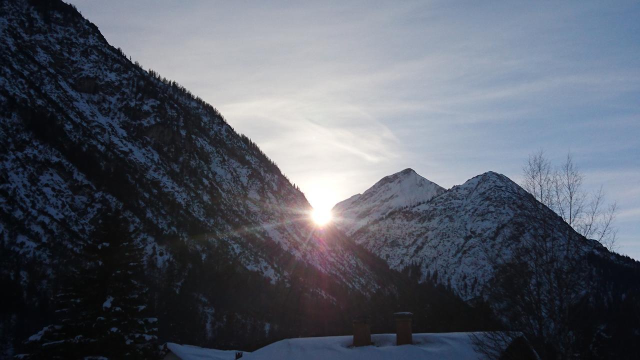 Ferienhaus Lechtaler Alpen Bach  Buitenkant foto